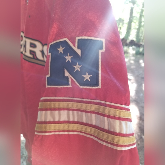 Football Jacket 49ers Starter Large Rare Snap Up Red Gold Winter Coat Shiny - Picture 3 of 15